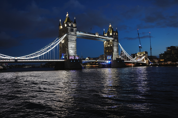 iconic tower bridge Print